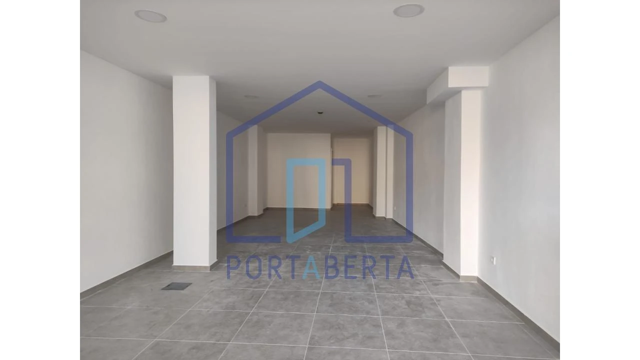 Negócio para Arrendamento em Santa Maria Maior Foto 4