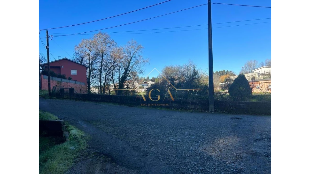 Terreno para Venda em Santa Marinha e São Pedro da Afurada Foto 3