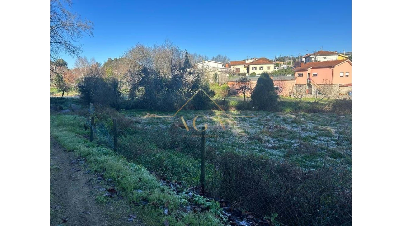 Terreno para Venda em Santa Marinha e São Pedro da Afurada Foto 6
