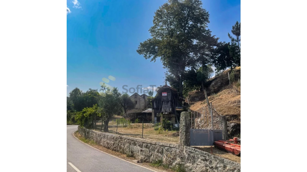 Quinta T5 para Venda em Vila Boa de Quires e Maureles Foto 1