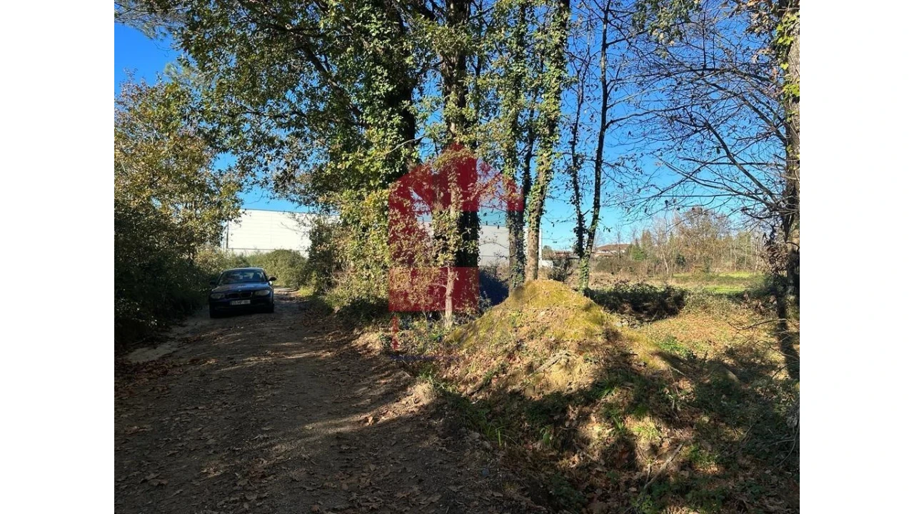 Terreno para Venda em Vila de Prado Foto 4