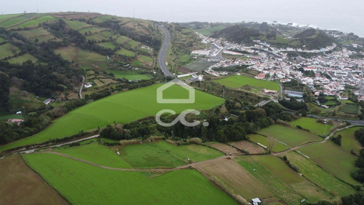 Terreno para Venda em Agua de Pau Foto 14