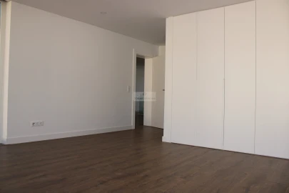 Moradia T4 para Venda em Lagos (São Sebastião e Santa Maria)