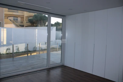 Moradia T4 para Venda em Lagos (São Sebastião e Santa Maria)