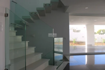 Moradia T4 para Venda em Lagos (São Sebastião e Santa Maria)