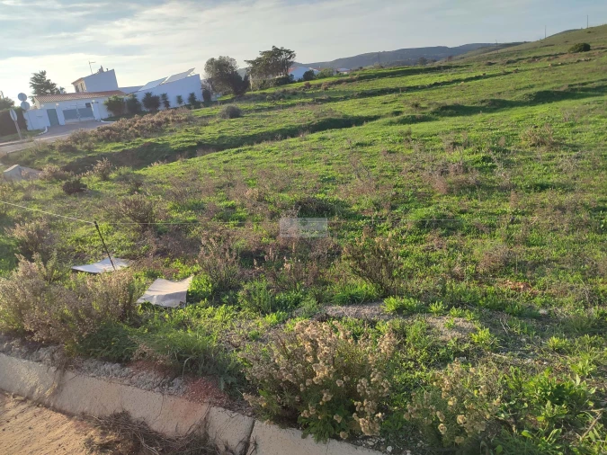 Terreno para Venda em Budens Foto 2