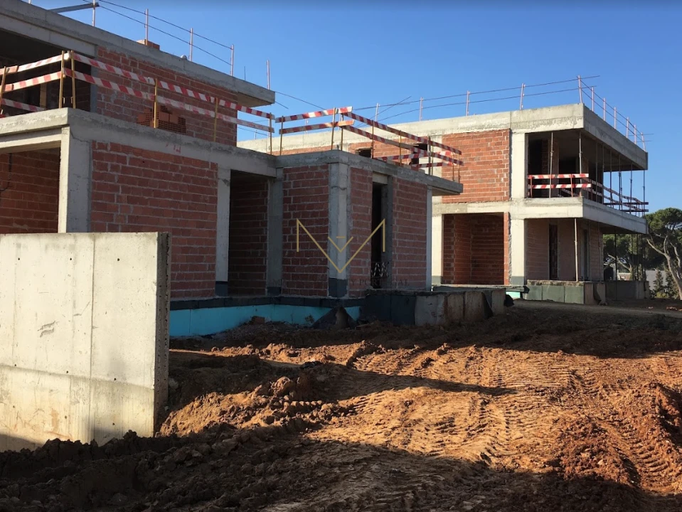 Moradia T4 para Venda em Cascais e Estoril Foto 3