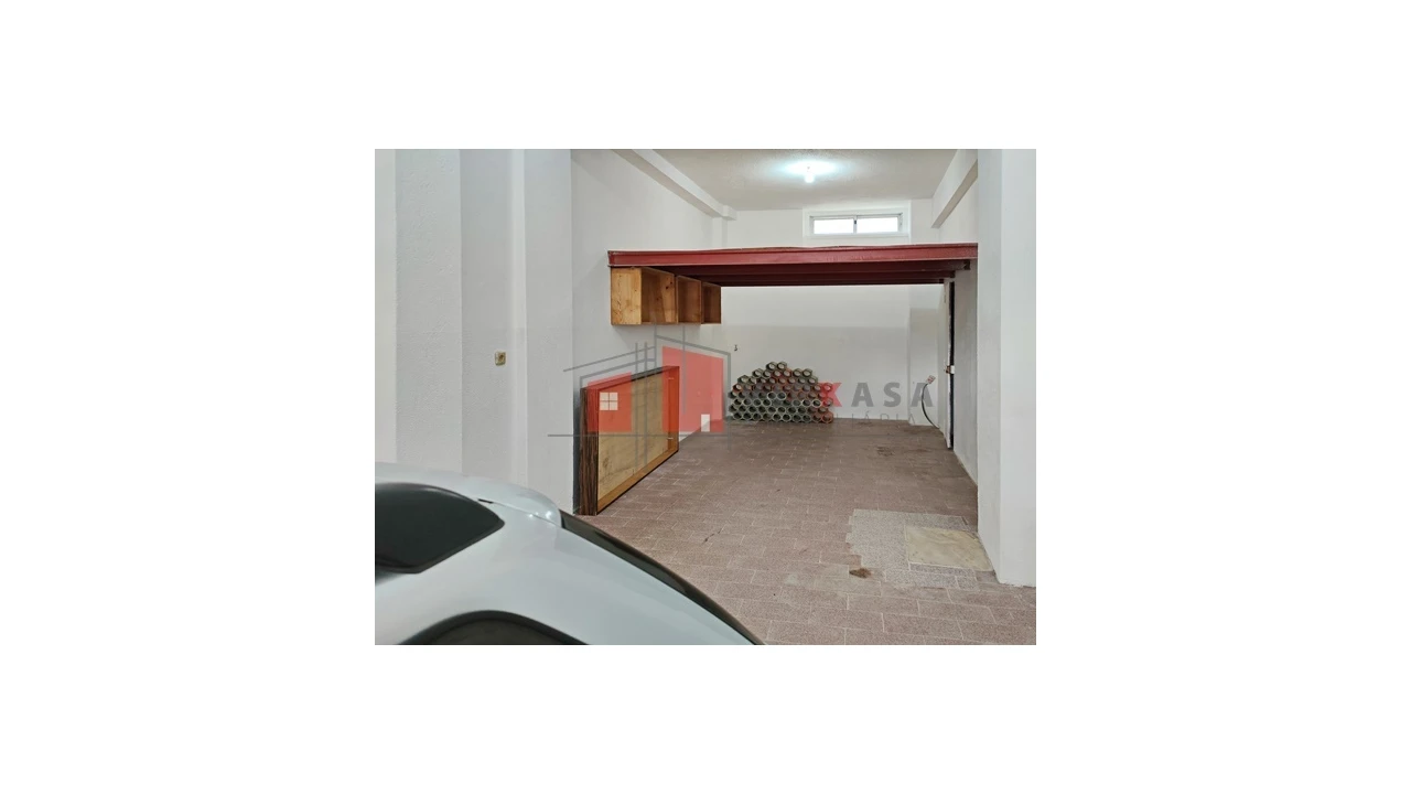 Garagem para Venda em Cacém e São Marcos Foto 4