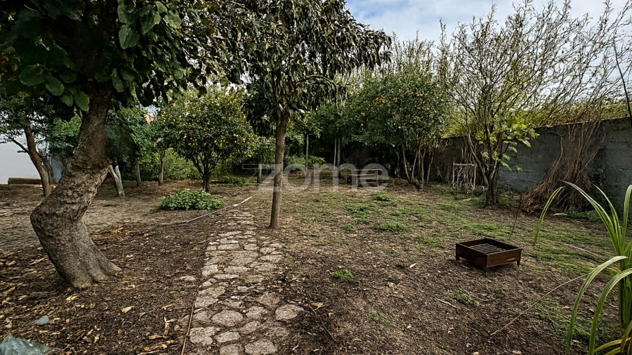 Terreno para Venda em Baixa da Banheira e Vale da Amoreira