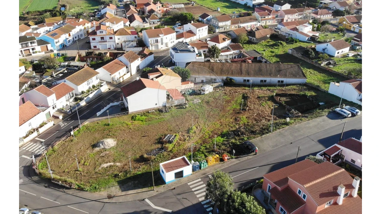 Terreno para Venda em A dos Cunhados e Maceira Foto 2