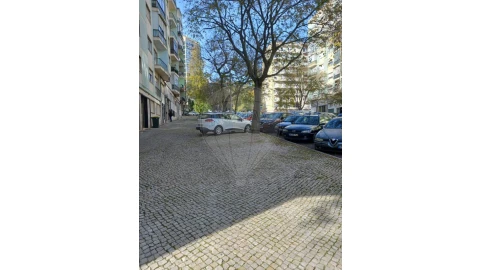 Loja para Venda em Benfica