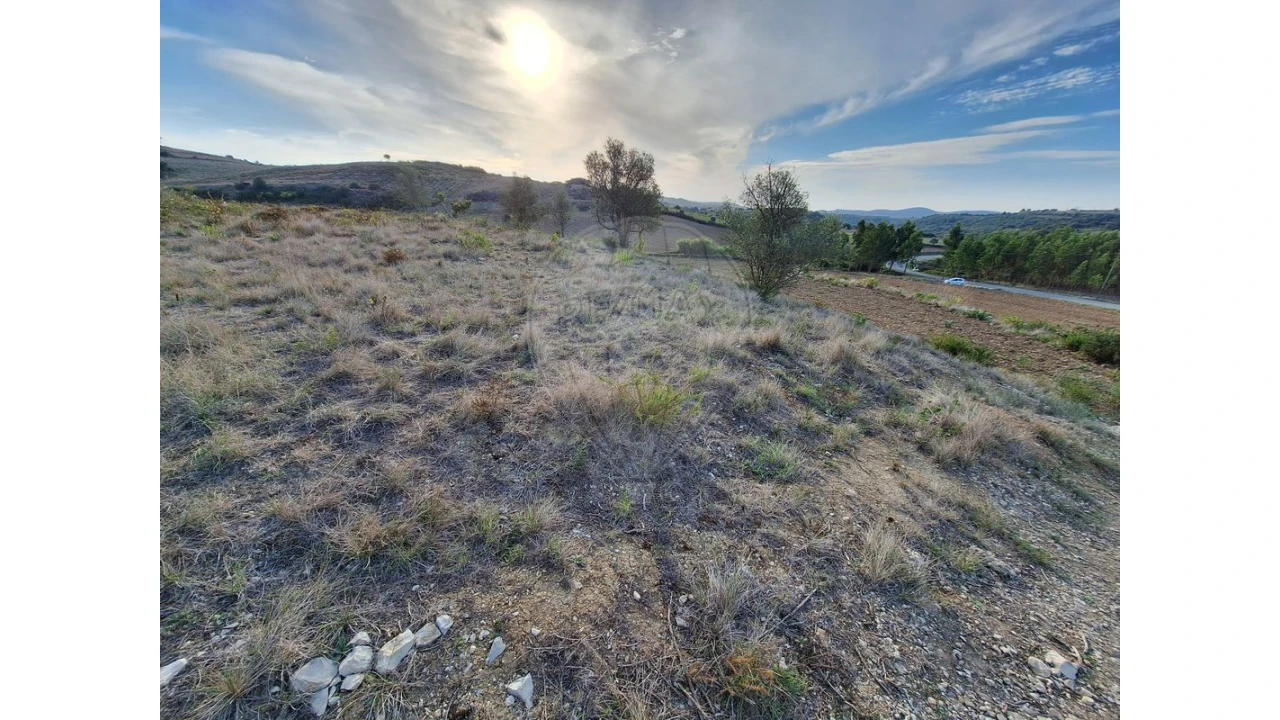 Terreno para Venda em Santiago dos Velhos Foto 2