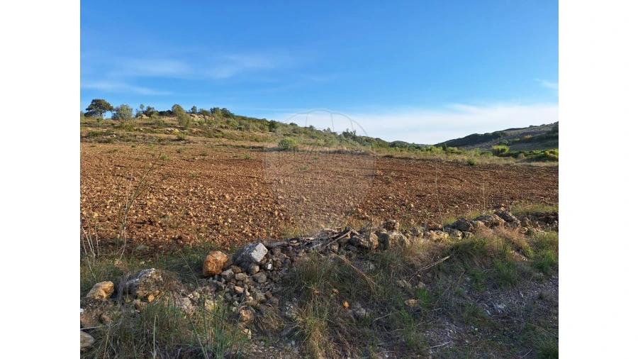 Terreno para Venda em Santiago dos Velhos Foto 5