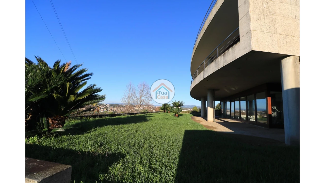 Moradia T5 para Venda em Travassô e Óis da Ribeira Foto 24