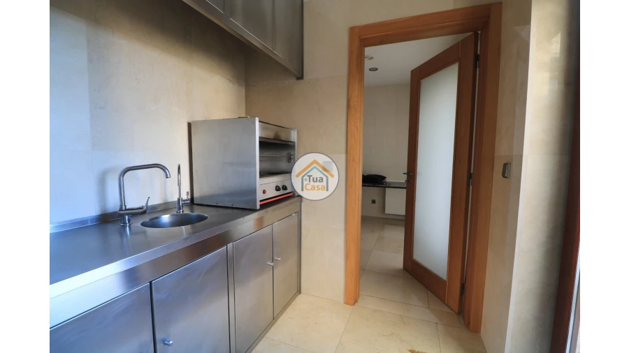 Moradia T5 para Venda em Travassô e Óis da Ribeira Foto 17