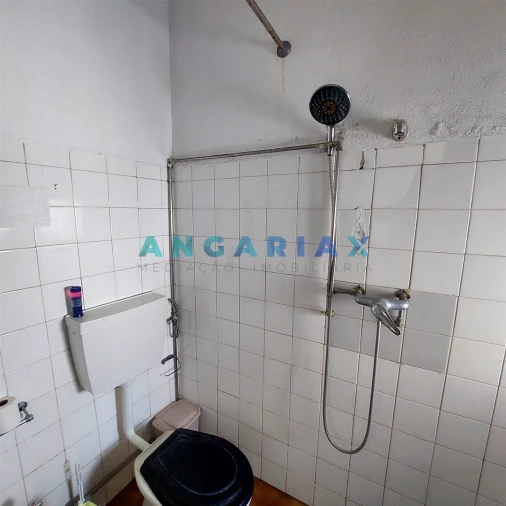 Moradia T3 para Venda em Calvaria de Cima Foto 8