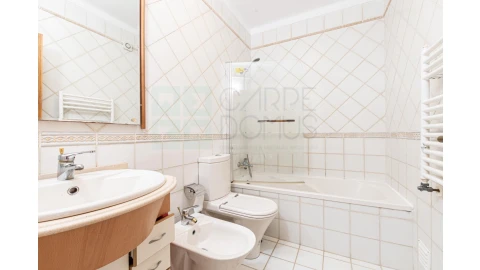 Moradia T4 para Venda em Sesimbra (Castelo)