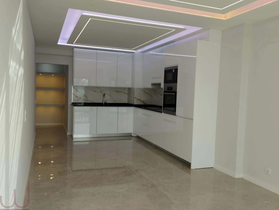 Apartamento T2 para Venda em Quarteira Foto 1