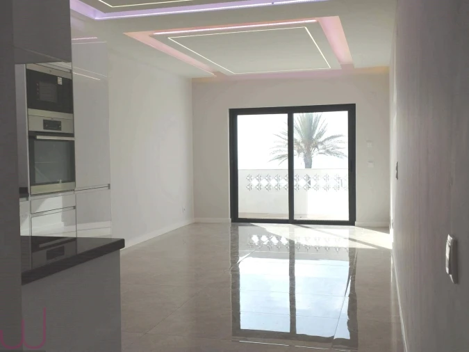 Apartamento T2 para Venda em Quarteira Foto 2