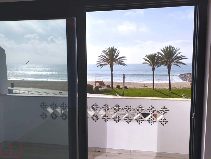 Apartamento T2 para Venda em Quarteira Foto 3