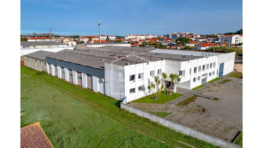 Armazém para Venda em Marinha Grande Foto 21
