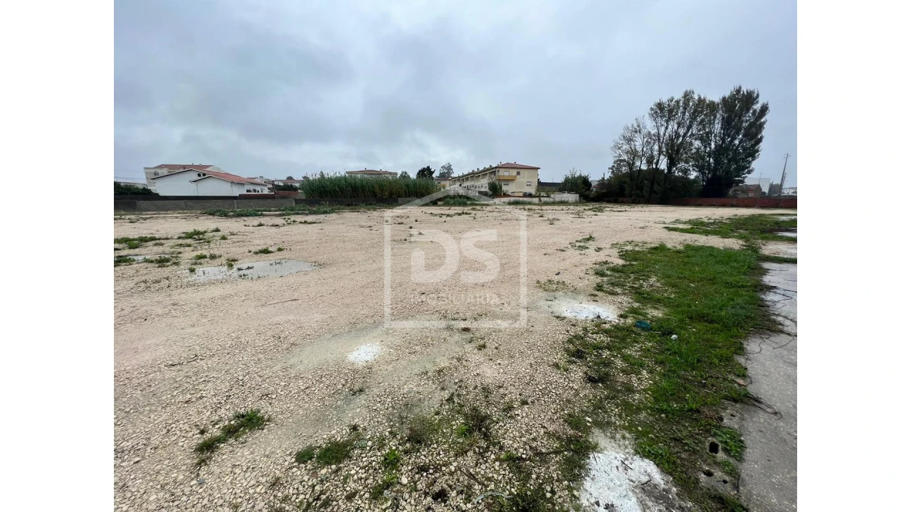 Armazém para Venda em Marinha Grande Foto 29