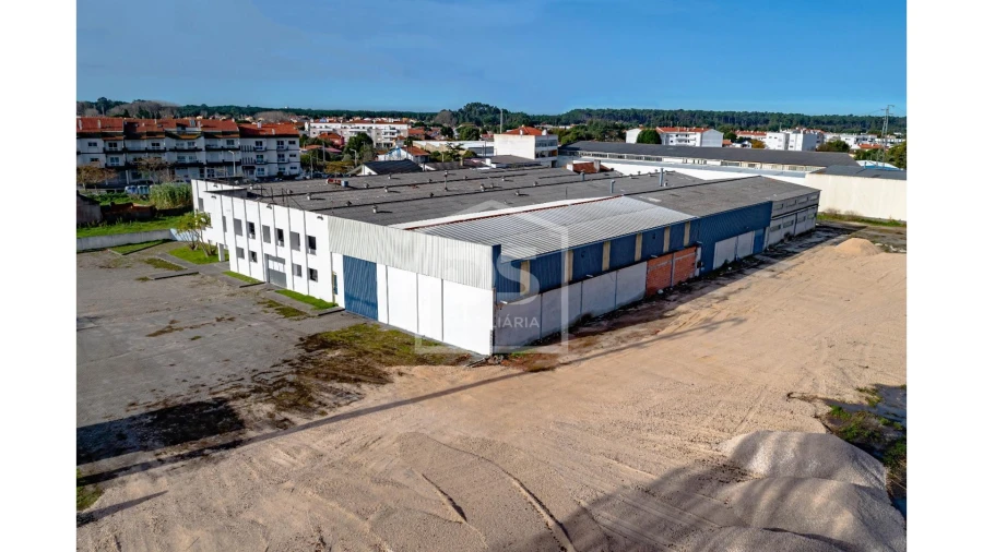 Armazém para Venda em Marinha Grande Foto 22