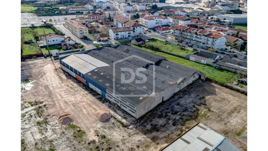 Armazém para Venda em Marinha Grande Foto 28