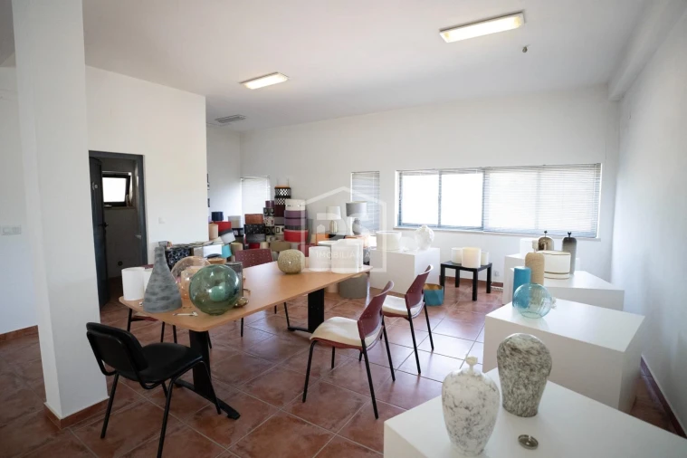 Armazém para Venda em Marinha Grande Foto 18