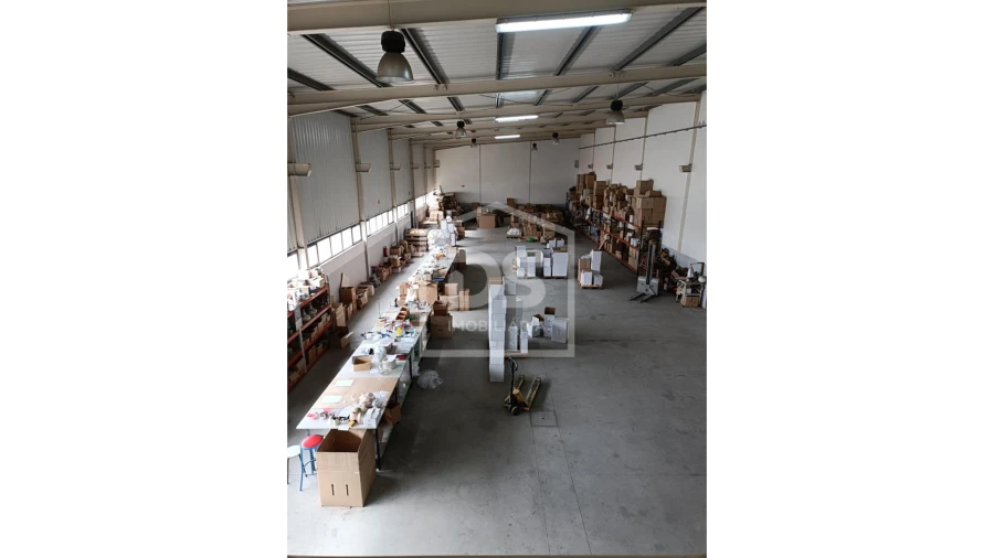 Armazém para Venda em Marinha Grande Foto 3