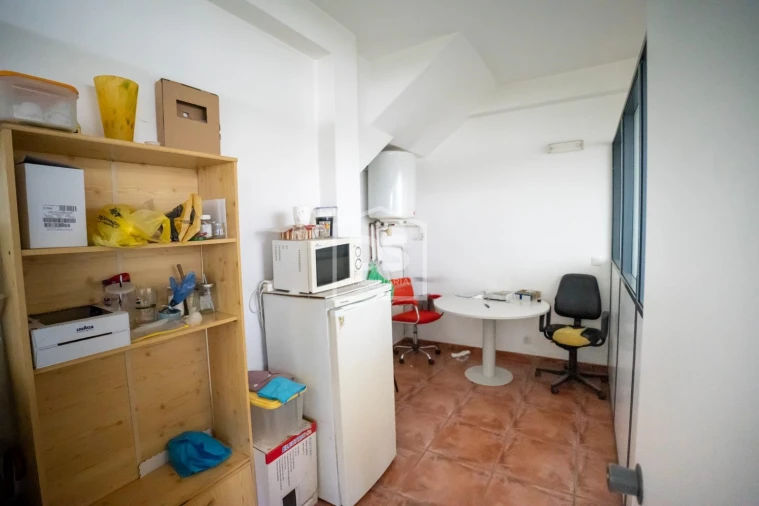 Armazém para Venda em Marinha Grande Foto 28