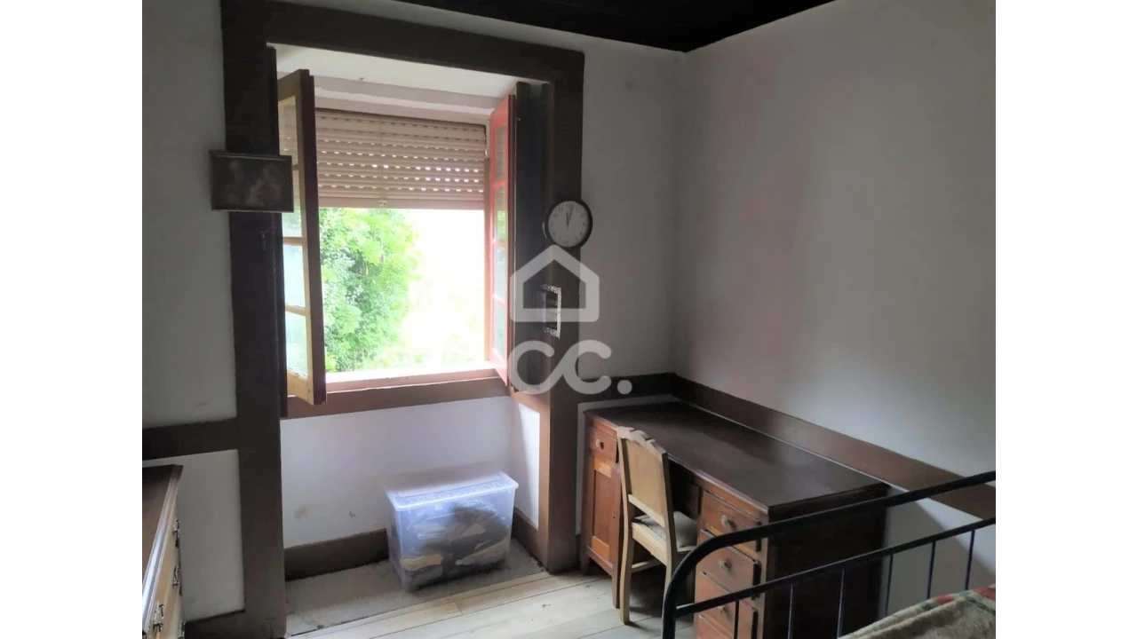 Quinta T4 para Venda em Oliveira, São Paio e São Sebastião Foto 14
