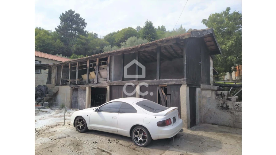 Quinta T4 para Venda em Oliveira, São Paio e São Sebastião Foto 9