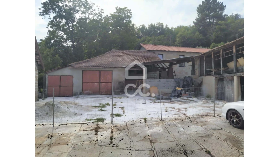 Quinta T4 para Venda em Oliveira, São Paio e São Sebastião Foto 10