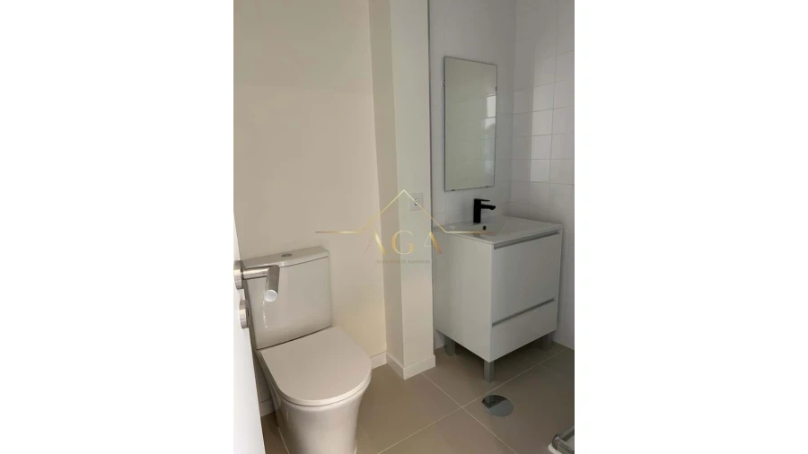 Apartamento T3 para Venda em Oliveira do Douro Foto 8