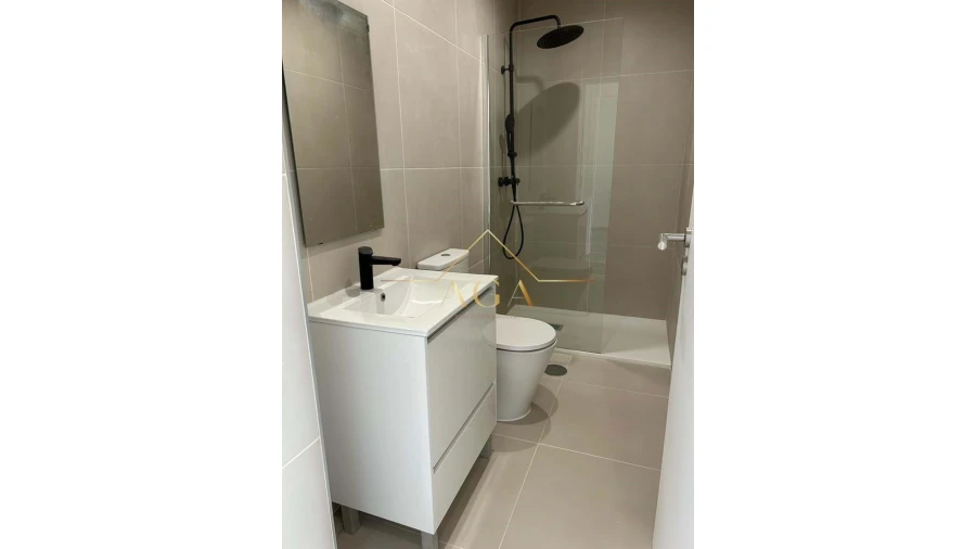 Apartamento T3 para Venda em Oliveira do Douro Foto 10