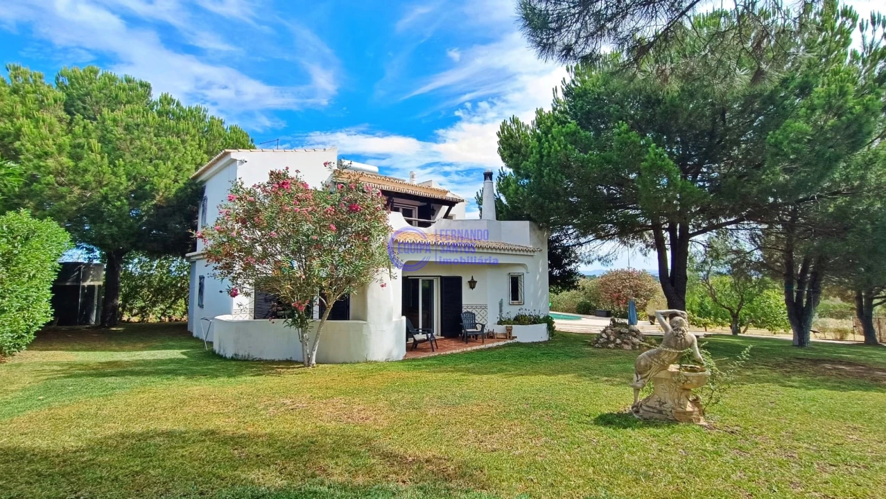 Moradia T4 para Venda em Silves Foto 1