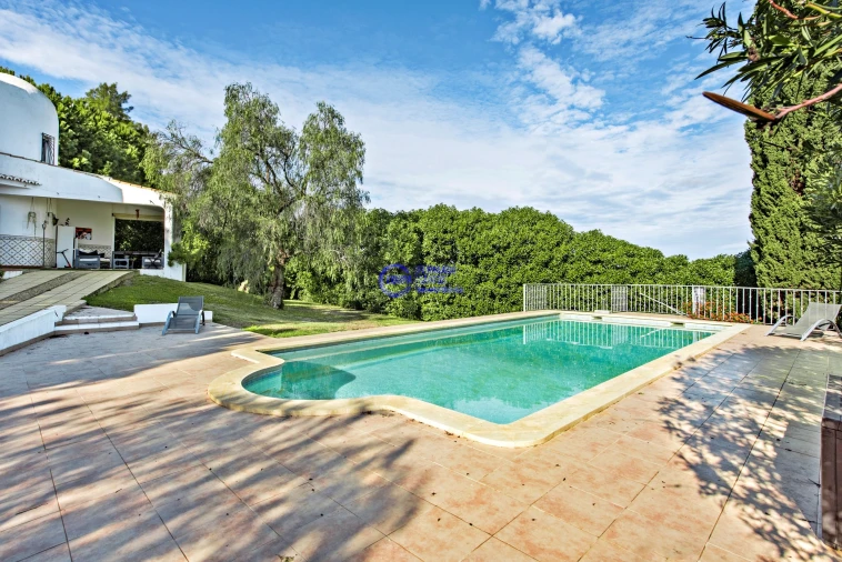 Moradia T4 para Venda em Silves Foto 11