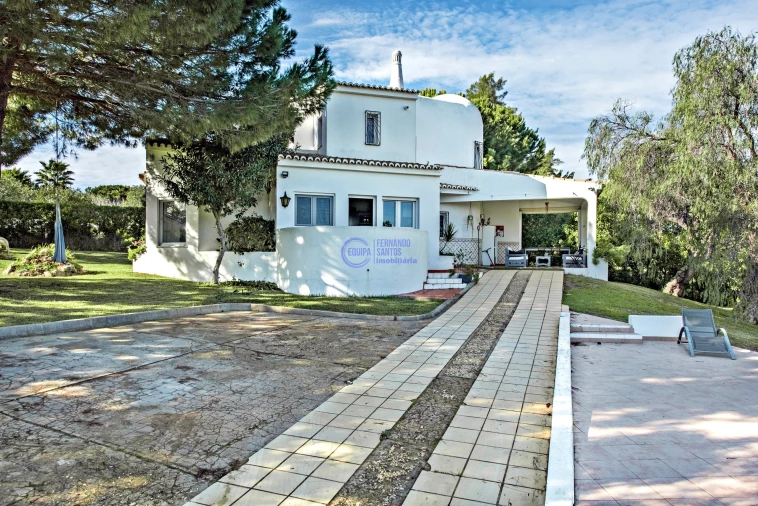 Moradia T4 para Venda em Silves Foto 10