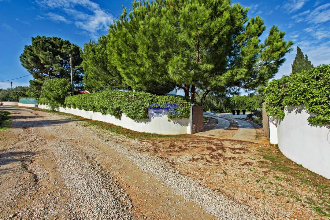 Moradia T4 para Venda em Silves Foto 58