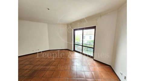 Apartamento T1 para Arrendamento em Cascais e Estoril
