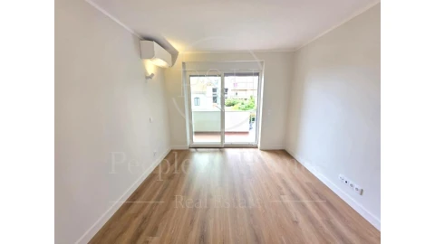 Apartamento T1 para Arrendamento em Cascais e Estoril