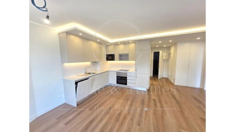 Apartamento T1 para Arrendamento em Cascais e Estoril