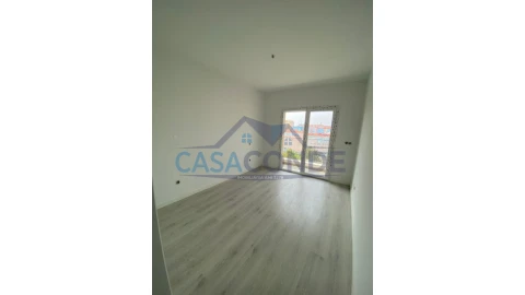 Apartamento T2 para Venda em Corroios