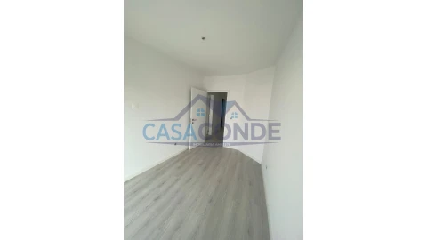 Apartamento T2 para Venda em Corroios