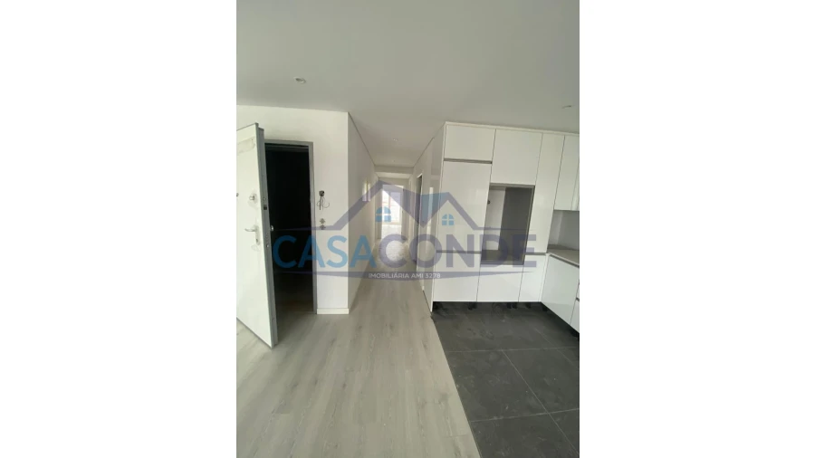 Apartamento T2 para Venda em Corroios Foto 4