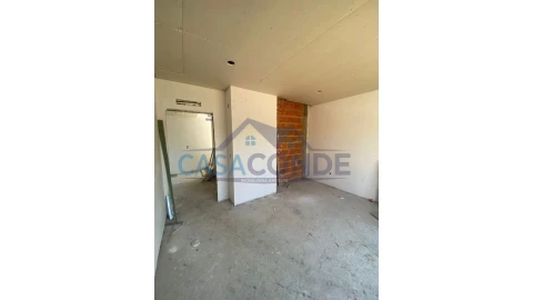 Moradia T4 para Venda em Azeitão (São Lourenço e São Simão)