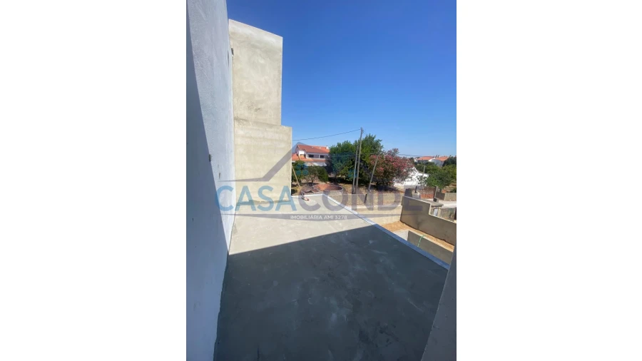Moradia T4 para Venda em Azeitão (São Lourenço e São Simão) Foto 35
