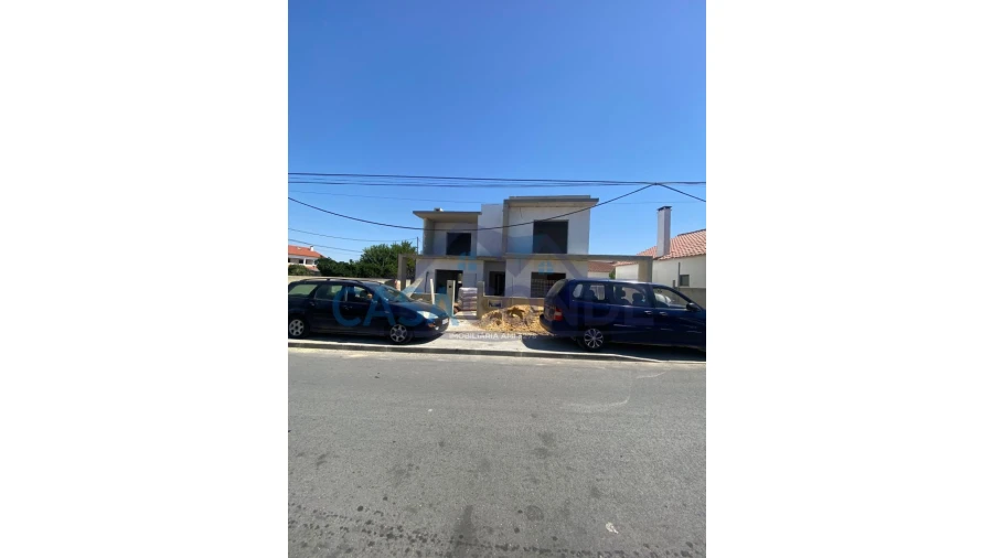 Moradia T4 para Venda em Azeitão (São Lourenço e São Simão) Foto 3