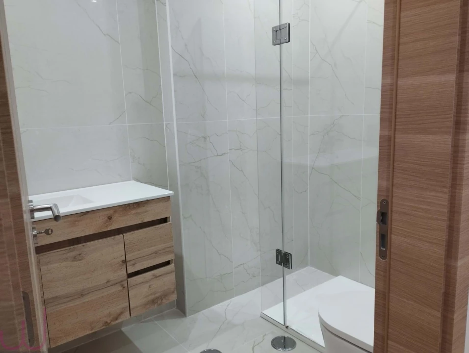 Apartamento T5 para Venda em São Brás de Alportel Foto 13